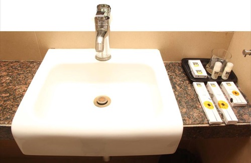 Daulatabad Hotel | Discover The Aures: 4-Star Comfort with Family-Friendly Amenities