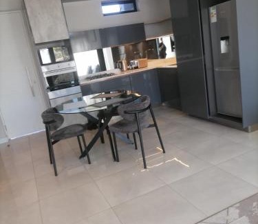 Houghton Estate Apartment | The Aurelian Apartment