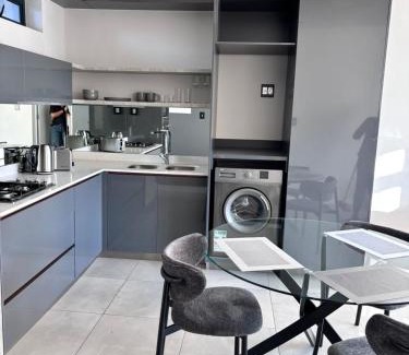 Houghton Estate Apartment | The Aurelian Apartment