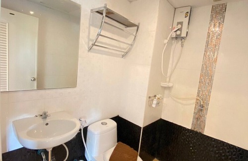Ayutthaya Hotel | Cozy Ocean View Stay at The Avail with Breakfast Included