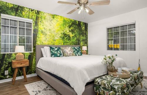 Los Angeles House | The Avalon - End Of Summer Sale! 40 Off!