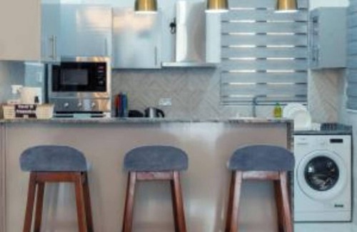 Abelemkpe Apartment | The Avery Apartments at Odomaa Place, East Airport - Three-Bedroom Apartment