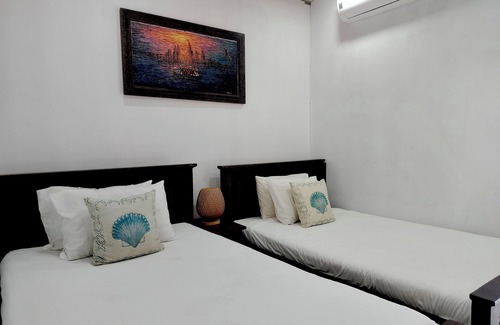 Koh Rong Sanloem House | Discover The Azure - M'Pai Bay: Family-Friendly Comfort