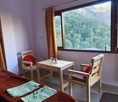 Shimla House | Guest Rated 10/10: The Baan Homes - Pet & Child Friendly!