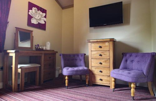Church Minshull Hotel | Discover The Badger Inn: Accessible Stay with Breakfast