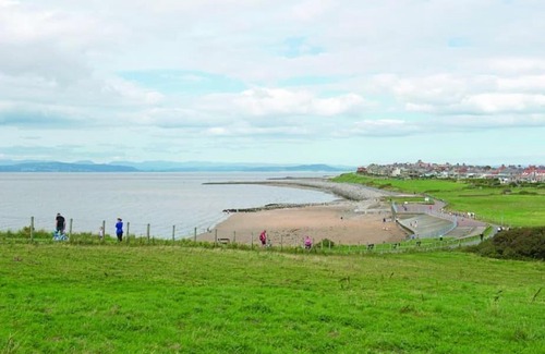 Knott End-on-Sea House | Pet-Friendly Getaway at The Bakery - Rated 9.2/10
