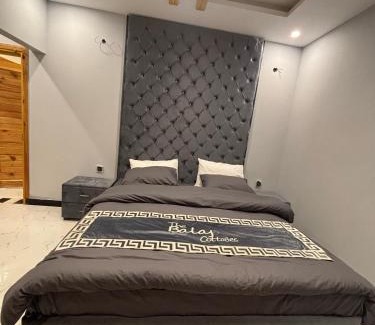 Nathia Gali Apartment | Relax at The Balaj Cottages: Family-Friendly with Kitchen!