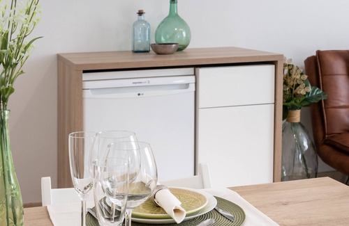 Centro - Sagrario Apartment | Explore The Balconies of the Gran Via in Granada
