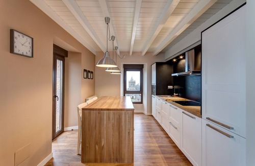 Hermandad de Campoo de Suso House | Experience The Balcony of La Lomba with Oceanfront Views