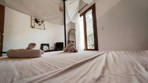 Kalambaka Apartment | Discover Kalabaka at The Balcony of Meteora - Pet Friendly!