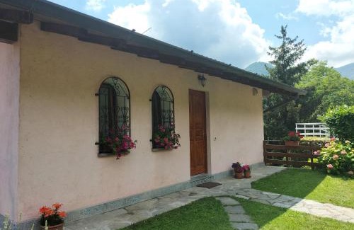 Biazzeno Apartment | Discover The Balcony on the Lake: Guest Rated 9.6/10