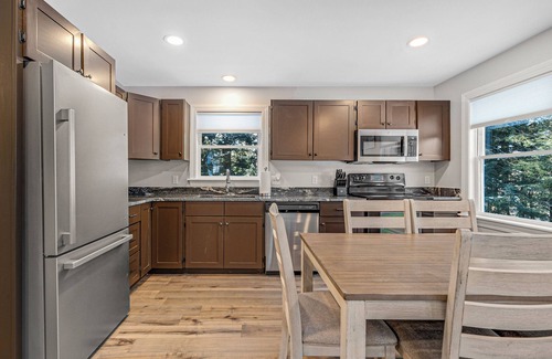 Rumford Center House | The Balsam Retreat- 3 Bedroom Retreat in the Mountains of Maine