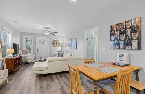 Hendersonville House | Relax at The Bamboo Bungalow - 4 Star, Rated 9.6/10