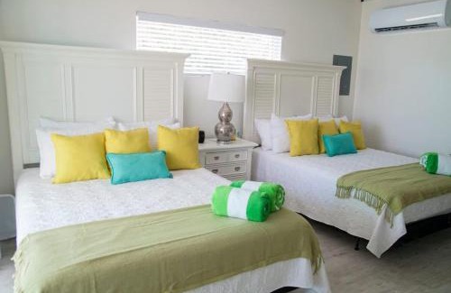 Colliers Bay House | Oceanfront Haven at The Banana Bird Cottages for Families