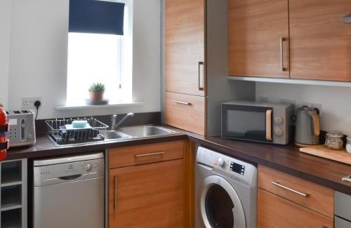 Blyth House | Family-Friendly Getaway at The Bandstand Sea View