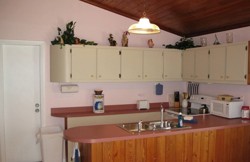 South Palmetto Point House | Beachfront Bliss at The Barefoot Beach House - 10/10 Rating