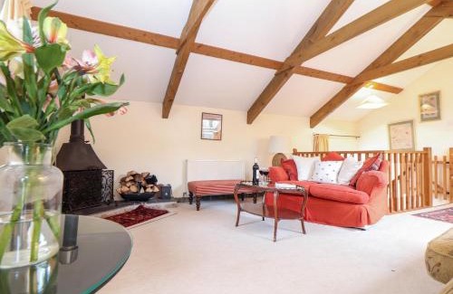 Warleggan House | Discover The Barley Crush: 4-Star Pet & Child Friendly Stay