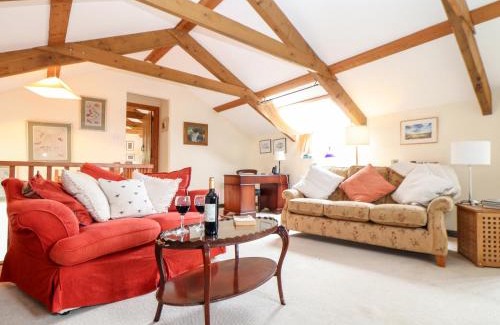 Warleggan House | Discover The Barley Crush: 4-Star Pet & Child Friendly Stay