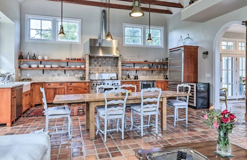 Beallsville House | Discover The Barn: A French Farmhouse for Your Escape