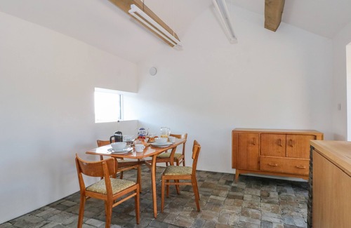 Horton Cottage | Family-Friendly Stay at The Barn at Chatsworth Farm