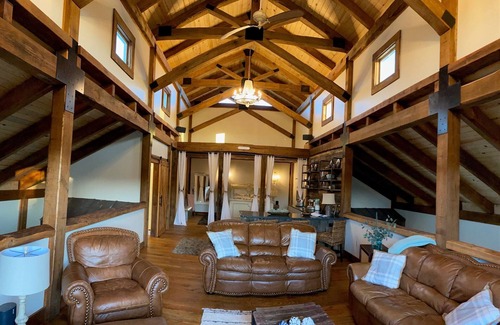 Rydal House | Top-Rated The Barn At Four Oaks: Family & Pet Friendly Stay