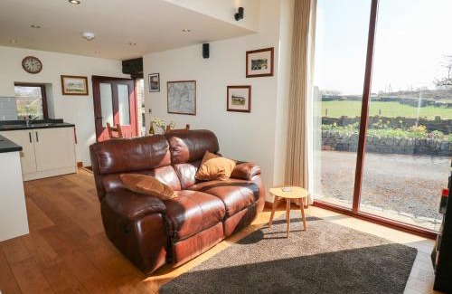 Sowerby Bridge House | Pet-Friendly Retreat at The Barn at Heath Hall Farm