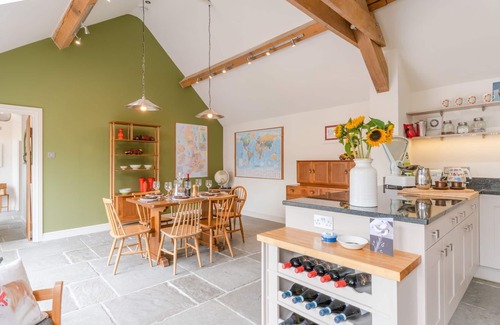 Callow Hill House | Inviting The Barn at Kington Grange - Ideal for Families