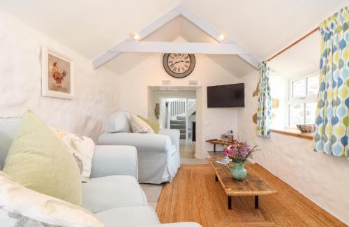 Coverack House | Family-Friendly Getaway at The Barn at Trevothen Farm