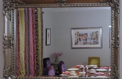 Chiddingstone Hoath Bed & Breakfast | Kid-Friendly Getaway at The Barn At Woodview - Rated 10/10