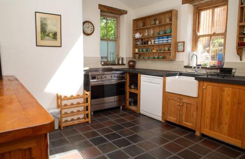 Crymych House | The Barn - Brynberian, Eglwyswrw