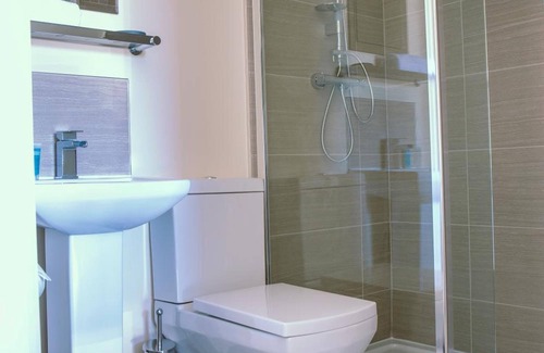 Shepshed Bed & Breakfast | Eco-Friendly Retreat at The Barn Courtyard – 9.6/10 Rated