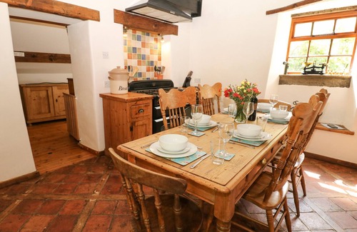 Millers Dale Cottage | Family-Friendly Escape at The Barn in Tideswell