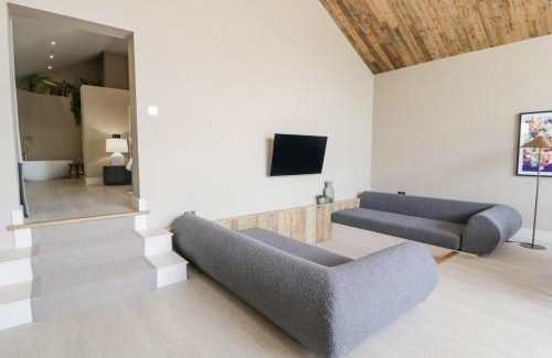 Llanfechell House | Explore Family-Friendly Comfort at The Barn - 4 Star Stay