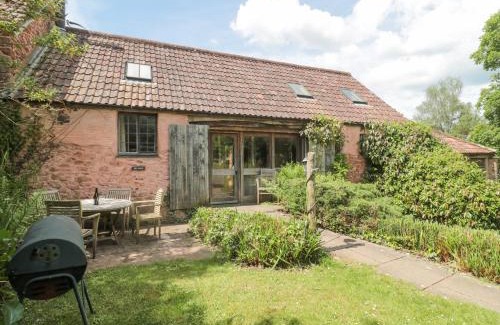 Fiddington House | Pet-Friendly Retreat at The Barn - 4-Star Guest Favorite