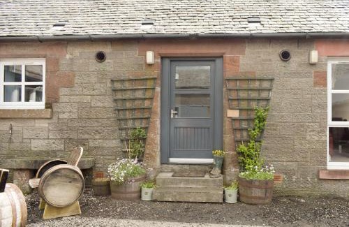Fintry House | Guest Rated 10/10: The Barn - Perfect for Families