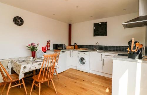 Low Catton House | Cozy Retreat at The Barn: Pet and Child Friendly Stay