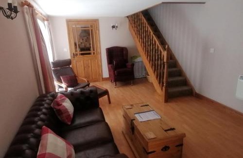 Long Sutton House | Inviting Stay at The Barn - Rated 9.4, Pet & Child Friendly