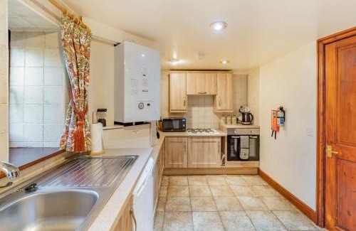 Poulton-le-Fylde House | Discover The Barn: Pet and Child-Friendly Getaway