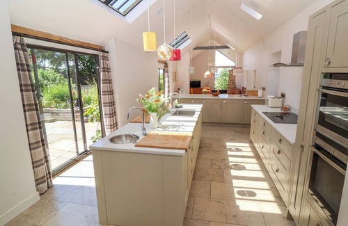 Borrowby House | THE BARN @ IVY HOUSE, family friendly, with a garden in Thirsk