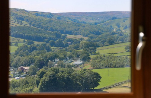 Lofthouse Cottage | Explore The Barn: Holiday Cottage with Garden in Pateley Bridge