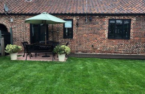 Irstead House | Discover The Barn on the Broads: Rated 9.2 & Pet Friendly