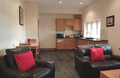 Colyton Cottage | Discover The Barn: Pet-Friendly Holiday Cottage in Southleigh