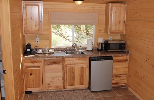 Hatch Apartment | Relax at The Barn Studio on Sevier River Ranch - Rated 9.8