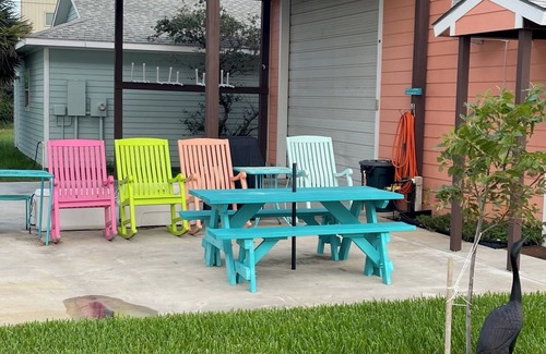 Port O Connor Apartment | Unforgettable Getaway at The Barnacle for Fishing Enthusiasts