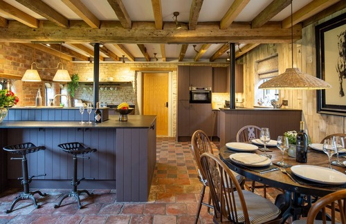 Priors Marston Cottage | Relaxing Retreat at The Barns at Holy Well, Southam
