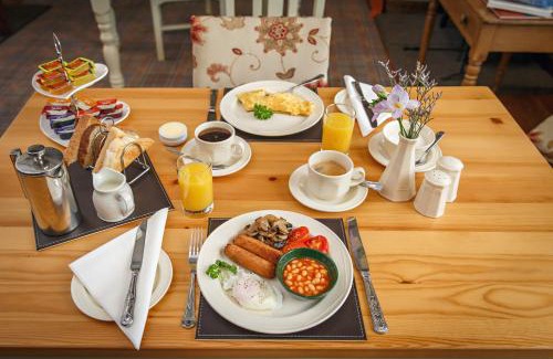 Thorpe Market Bed & Breakfast | Discover The Barns: 4-Star Stay with Kitchen Amenities