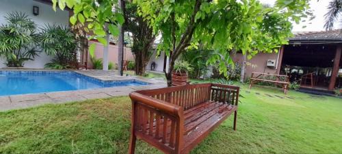 Daluwakotuwa Hotel | Cozy Barns Villas with Pool & Family Dining Experience