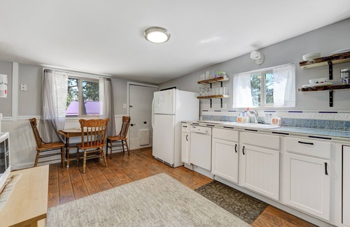 Colorado Springs House | The Barracks
