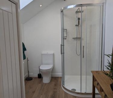 Leintwardine Apartment | Eco-Friendly Retreat at The Barrels in Leintwardine
