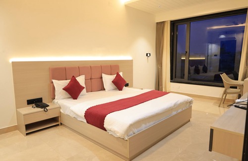 Gayariawas Hotel | The Basil Hotel